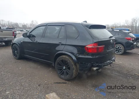 2013 BMW X5 xDrive50I from USA, damaged, VIN 5UXZV8C55D0C15881